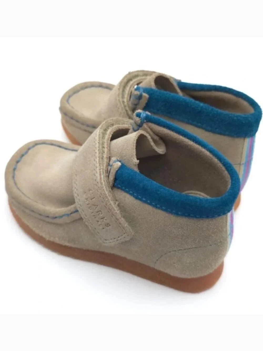 NWT CLARKS Wallabee Bootie Kid Sand Comb Suede LEATHER Boots